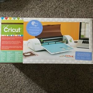 Mini Cricut  Never Used